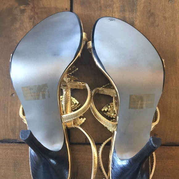 Two Lips Rhinestone High Heels-  6.5 - Picture 5 of 6